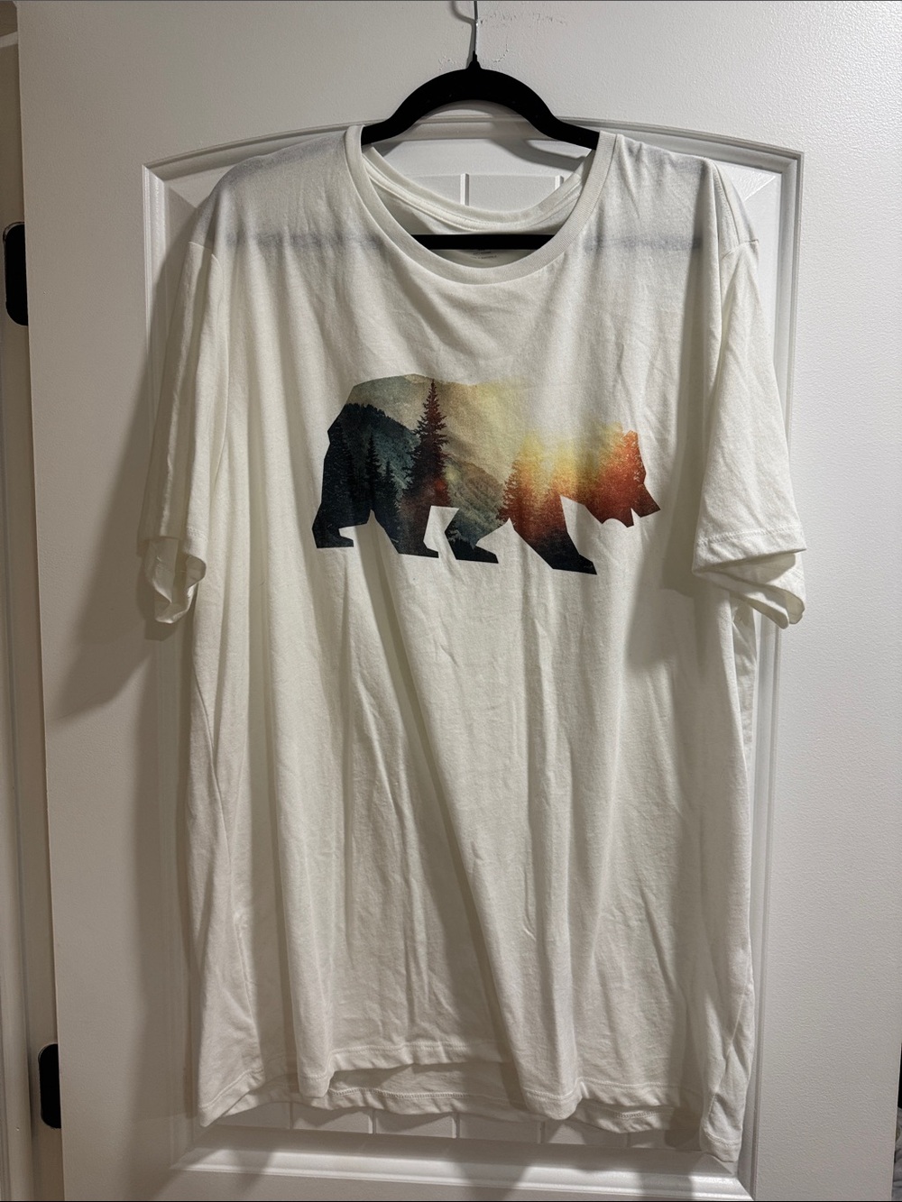 Old Navy White bear Tee